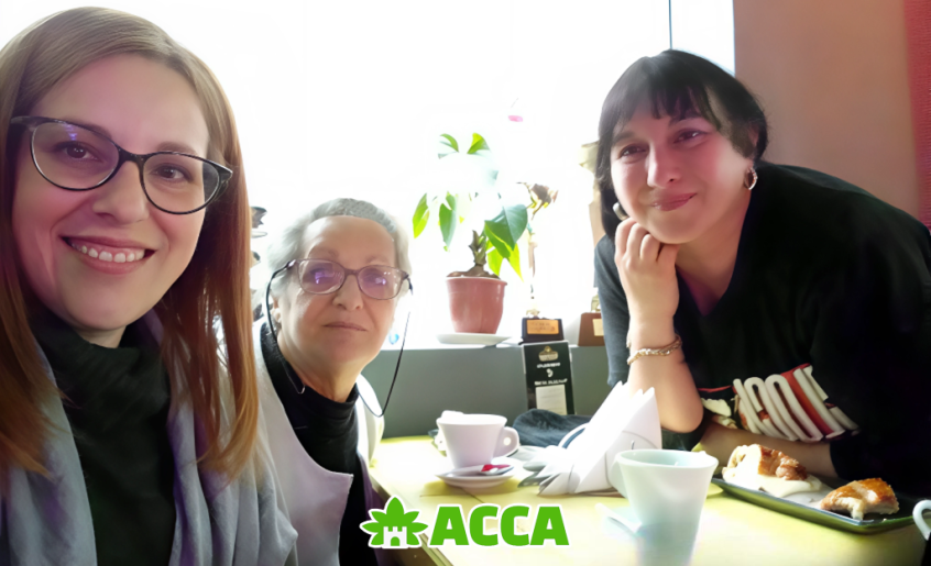 Se izquierda a derecha. Cecilia Olivera, Margarita Olivera, Andrea Olivera.